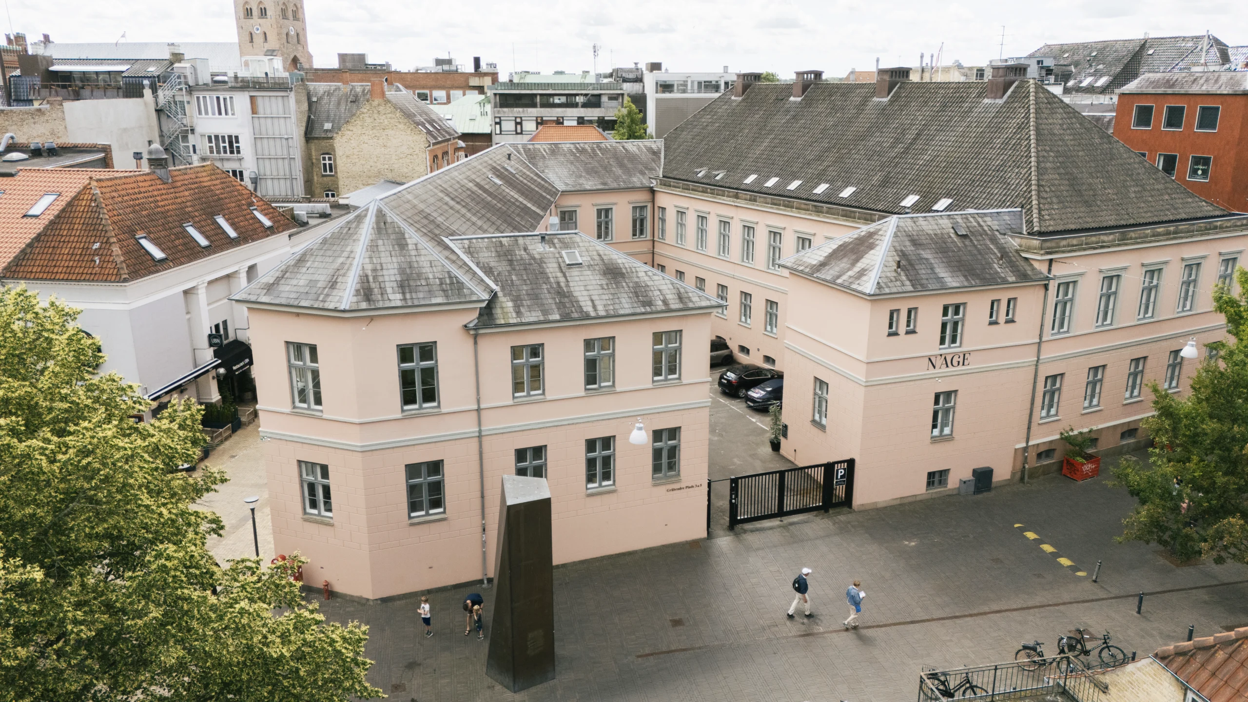 Luftfoto af MEDIPRAX' klinik i Odense