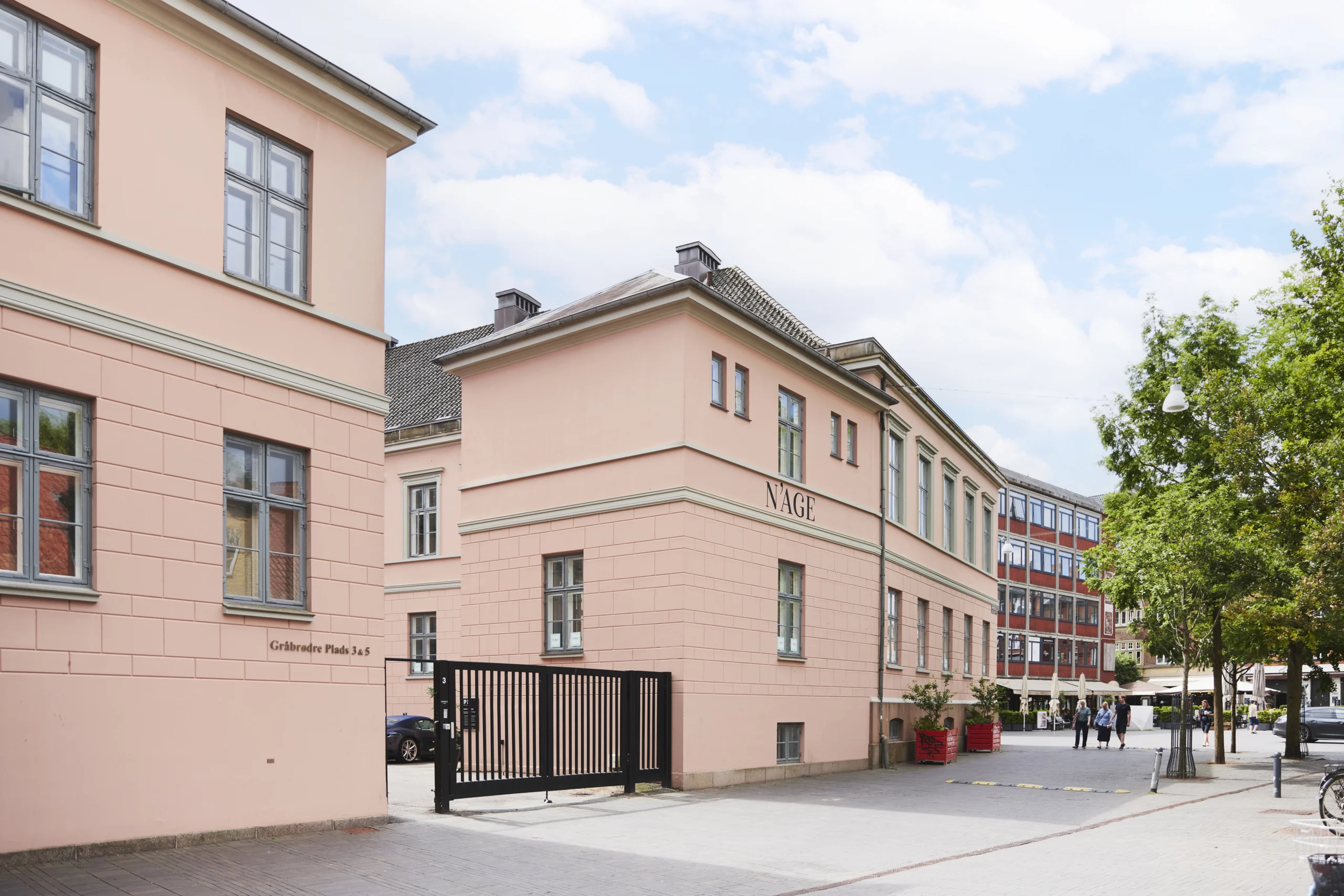 MEDIPRAX' klinik i Odense set fra gaden